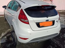 Jual mobil Ford Fiesta Sport 2011 bekas, Jawa Tengah 3