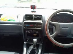 Jual mobil bekas murah Suzuki Escudo 1999 di Sumatra Utara 2