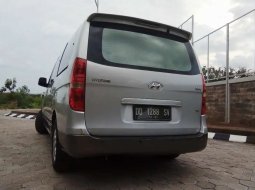 Mobil Hyundai H-1 2009 XG terbaik di Sulawesi Selatan 6