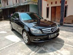 Jual cepat Mercedes-Benz C-Class C200 2010 di Banten 1