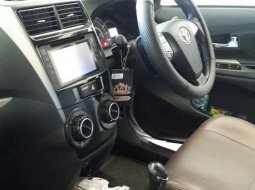 Bali, Toyota Avanza Veloz 2016 kondisi terawat 1