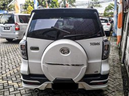 Jual Mobil Bekas Daihatsu Terios R 2015 di DKI Jakarta 1