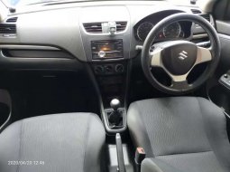 Mobil Suzuki Swift 2013 GL dijual, Jawa Barat 8