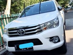 DKI Jakarta, Toyota Hilux V 2019 kondisi terawat 4