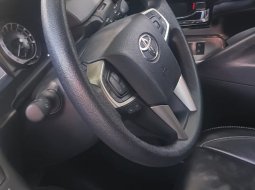 Jual Mobil Bekas Toyota Kijang Innova 2.4 V Diesel 2016 di DIY Yogyakarta 1