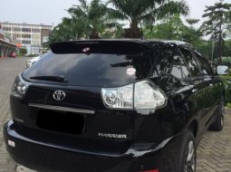 Dijual Cepat Toyota Harrier 2.4 2011 di Bekasi 8