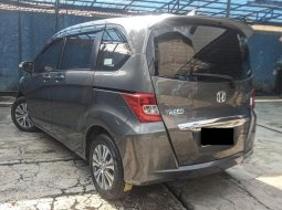 Dijual Mobil Honda Freed S 2013 di DKI Jakarta 4