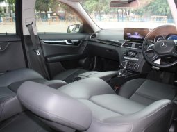 Dijual cepat Mercedes-Benz C-Class C200 CGI 2011 di DKI Jakarta 3