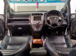 Jual cepat Honda Stream 2.0 2005 di DIY Yogyakarta 8