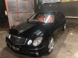 Dijual mobil bekas Mercedes-Benz E-Class E 200 K, Jawa Barat  10