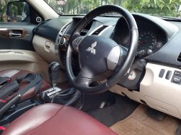 Mobil Mitsubishi Pajero Sport 2012 Dakar dijual, DKI Jakarta 3