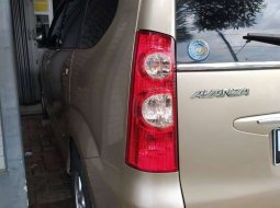 Jawa Timur, Toyota Avanza G 2006 kondisi terawat 9