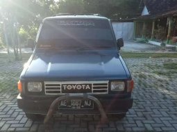 Jual Toyota Kijang 1988 harga murah di Jawa Timur 2