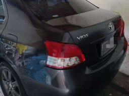Jual mobil bekas murah Toyota Limo 1.5 Manual 2011 di DKI Jakarta 4