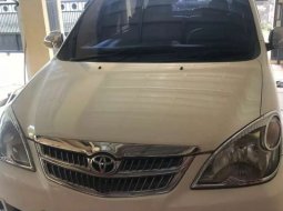 Jual cepat Toyota Avanza G 2011 di Lampung 2