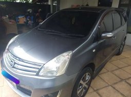 Jual Nissan Grand Livina Highway Star 2012 harga murah di DKI Jakarta 1