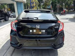 Jual cepat Honda Civic 1.5 Manual 2018 di Jawa Timur 9