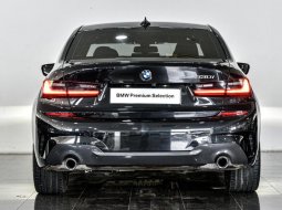 Jual mobil BMW 3 Series 330i 2019 di Depok 3