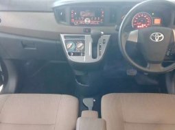 Mobil Toyota Calya 2017 G dijual, Jawa Timur 6