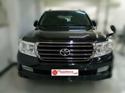 Dijual mobil bekas Toyota Land Cruiser 4WD, Jawa Timur  6