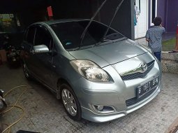 Mobil Toyota Yaris 2010 S Limited terbaik di Jawa Barat 4