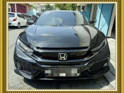 Jual cepat Honda Civic 1.5 Manual 2018 di Jawa Timur 3