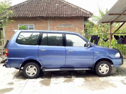 Jual mobil bekas murah Toyota Kijang LGX 2001 di Banten 9