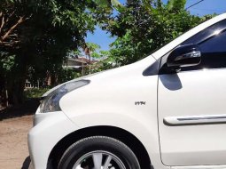 Mobil Toyota Avanza 2014 Veloz dijual, Sumatra Utara 3