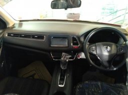 Dijual cepat Honda HR-V E CVT 2020 di Bogor  4