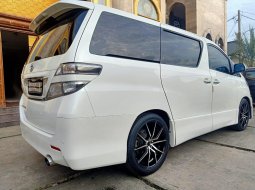 Jual Mobil Bekas Toyota Vellfire Z 2011 di Bekasi 4