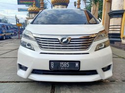 Jual Mobil Bekas Toyota Vellfire Z 2011 di Bekasi 1