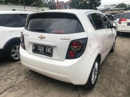 Dijual cepat Chevrolet Aveo LT 2014 Bekasi 4