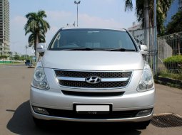 Dijual mobil bekas Hyundai H-1 XG Bensin 2010 di DKI Jakarta 10