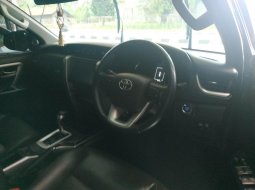 Dijual mobil Toyota Fortuner VRZ 2016 Tambun Bekasi 3