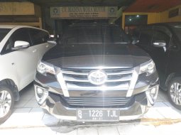 Dijual mobil Toyota Fortuner VRZ 2016 Tambun Bekasi 6