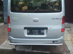 Jual Daihatsu Gran Max 2017 harga murah di Jawa Timur 10