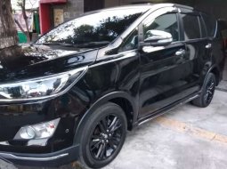Jawa Tengah, jual mobil Toyota Venturer 2018 dengan harga terjangkau 8