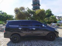 Toyota Kijang Innova 2012 Lampung dijual dengan harga termurah 3