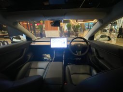  Dijual Mobil Tesla Model 3 Standard Range Plus 2020 DKI Jakarta 5