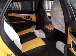 Dijual Mobil Lamborghini Urus 4.0 L 2020, DKI Jakarta 6