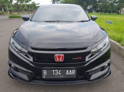 Jual Mobil Honda Civic Turbo ES Prestige 2018 Terawat di DIY Yogyakarta 5