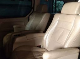 Mobil Hyundai H-1 2012 Royale terbaik di Jawa Tengah 6