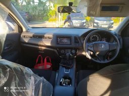 Jual mobil Honda HR-V S 2018 bekas, Jawa Timur 5