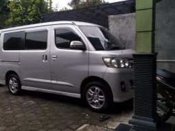 Jual cepat Daihatsu Luxio X 2011 di Jawa Tengah 3