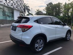 Jual mobil Honda HR-V S 2018 bekas, Jawa Timur 3