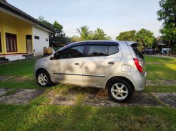 Jual Daihatsu Ayla X 2014 harga murah di Jawa Timur 8