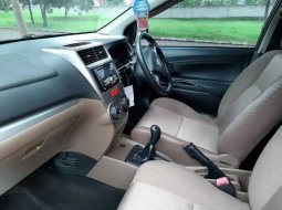 Jual Cepat Mobil Daihatsu Xenia X STD 2016 di Depok 1