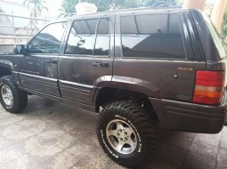 Lampung, jual mobil Jeep Cherokee Limited 2000 dengan harga terjangkau 7