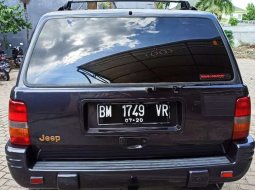 Lampung, jual mobil Jeep Cherokee Limited 2000 dengan harga terjangkau 3