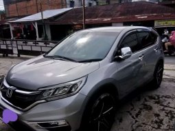 Jual mobil bekas murah Honda CR-V 2.0 2016 di Riau 2